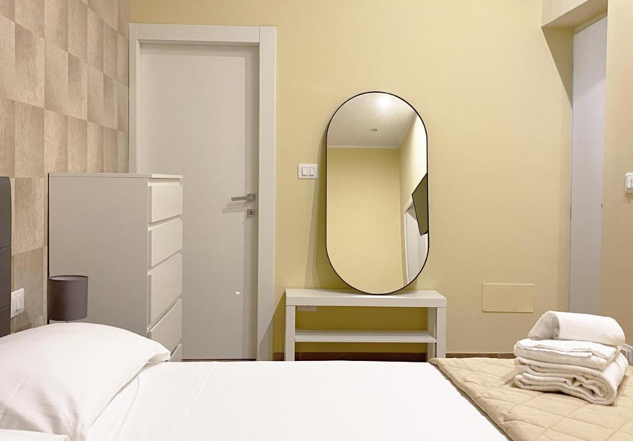 Sami B&B And Holidays Home Taranto Exterior foto
